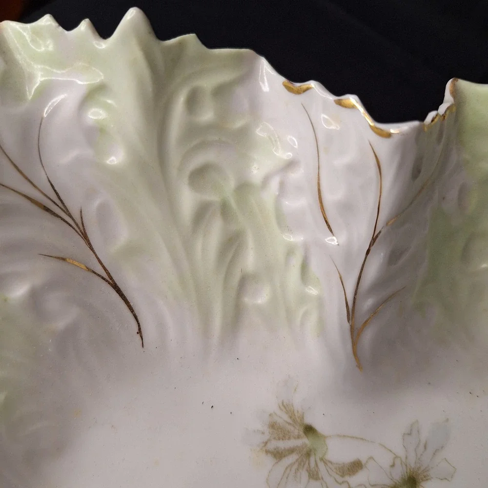N/A antique porcelain